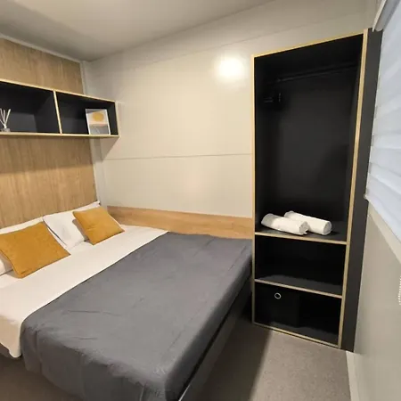 Dom wakacyjny Luxury Ondina- Beachfront Retreat *