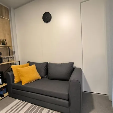 Luxury Ondina- Beachfront Retreat Dom wakacyjny Turanj