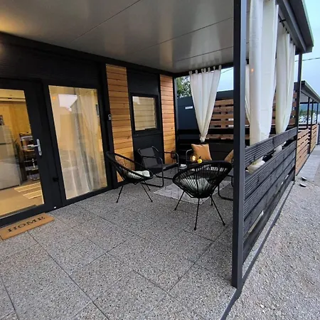 Dom wakacyjny Luxury Ondina- Beachfront Retreat Turanj