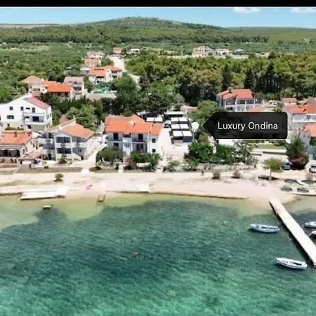 Luxury Ondina- Beachfront Retreat *