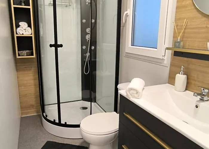 Vikendica Luxury Ondina- Beachfront Retreat *